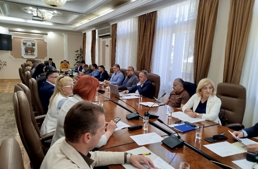 Јавни позив за стипендије ученика средњих школа и студената ромске националности на територији Града Ниша